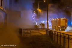 Fot. NewsLubuski.pl, 27.04.2023, pozar na terenie podziemnego parkignu sklepu Castorama w Zielonej Gorze. Plonal sklad materialow budowlanych. W akcji gasniczej ponad 20 zastepow strazy pozarnej!