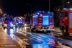 Fot. NewsLubuski.pl, 27.04.2023, pozar na terenie podziemnego parkignu sklepu Castorama w Zielonej Gorze. Plonal sklad materialow budowlanych. W akcji gasniczej ponad 20 zastepow strazy pozarnej!